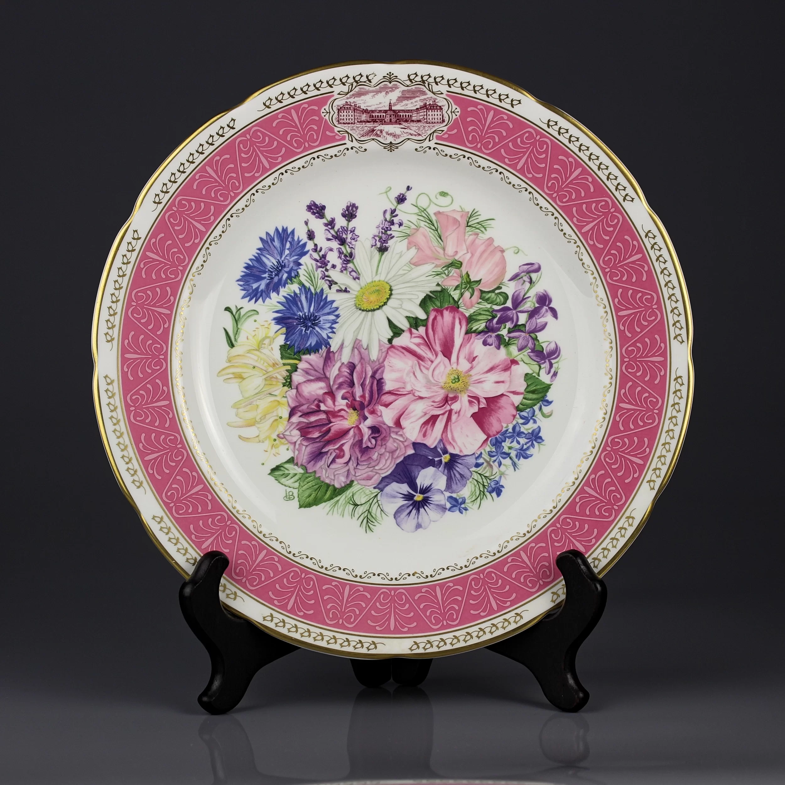 Декоративная винтажная фарфоровая тарелка с цветами Flower Show Plate Chelsea Fragrance Wedgwood 1987