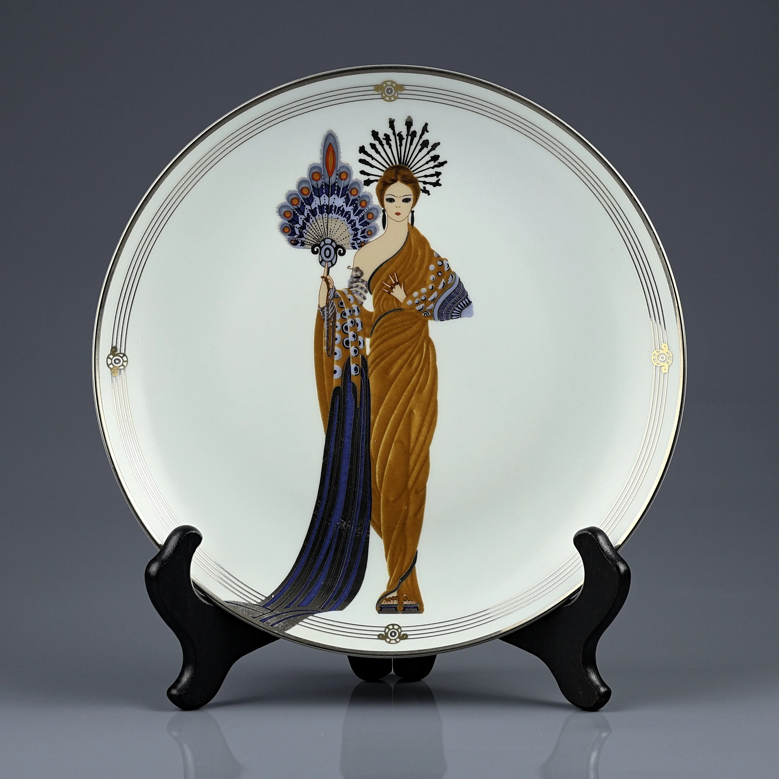 Тарелка винтажная фарфоровая декоративная Афина Эрте Ар-деко Franklin Mint House of Erte Athena