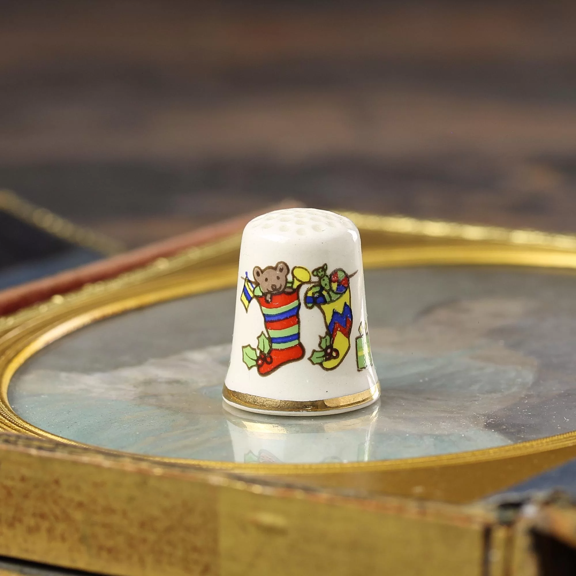 Винтажный фарфоровый напёрсток Mason's Рождественские подарки