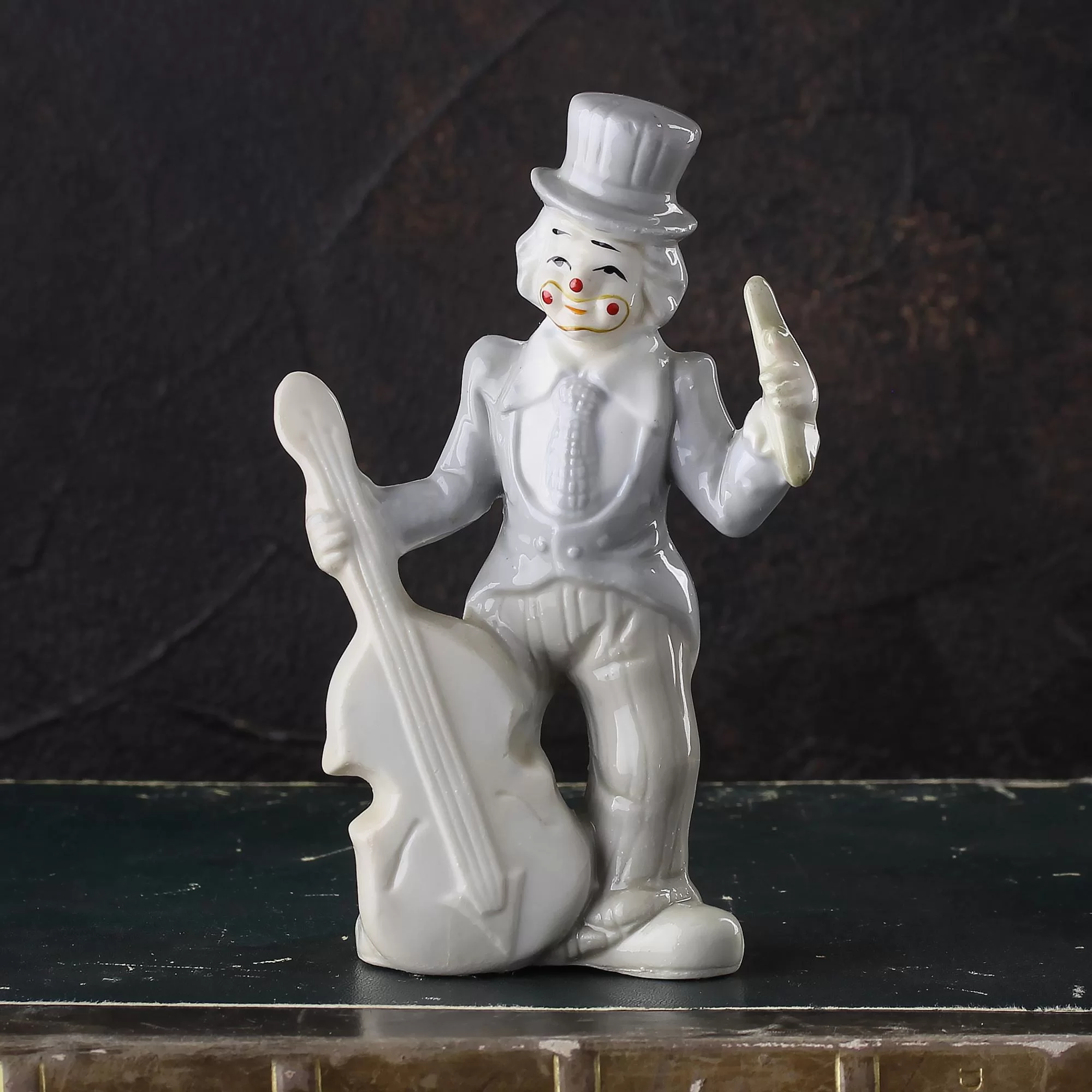 Винтажная статуэтка Клоун с контрабасом
