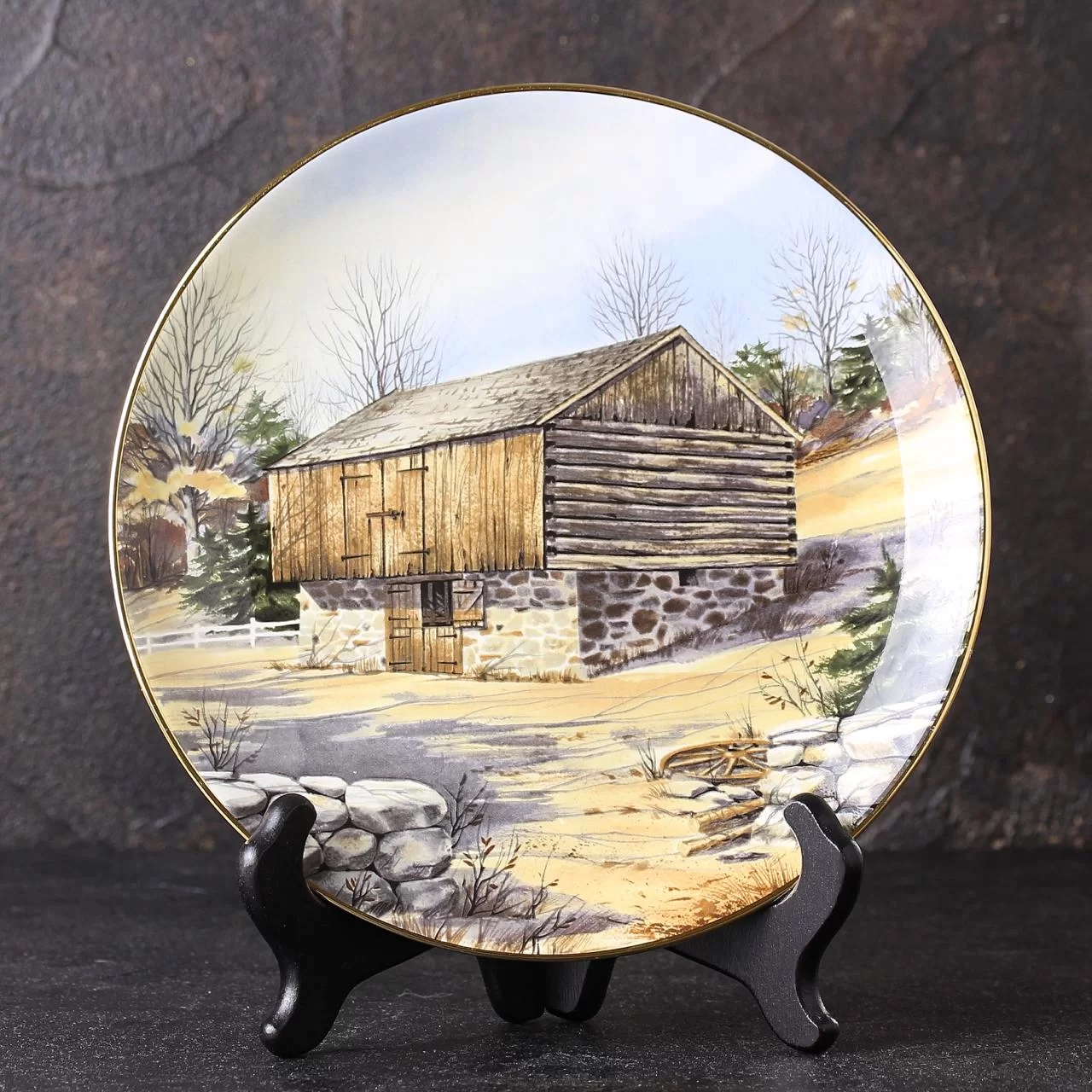 Тарелка винтажная декоративная настенная Franciscan Porcelain Log Barn Бревенчатый амбар