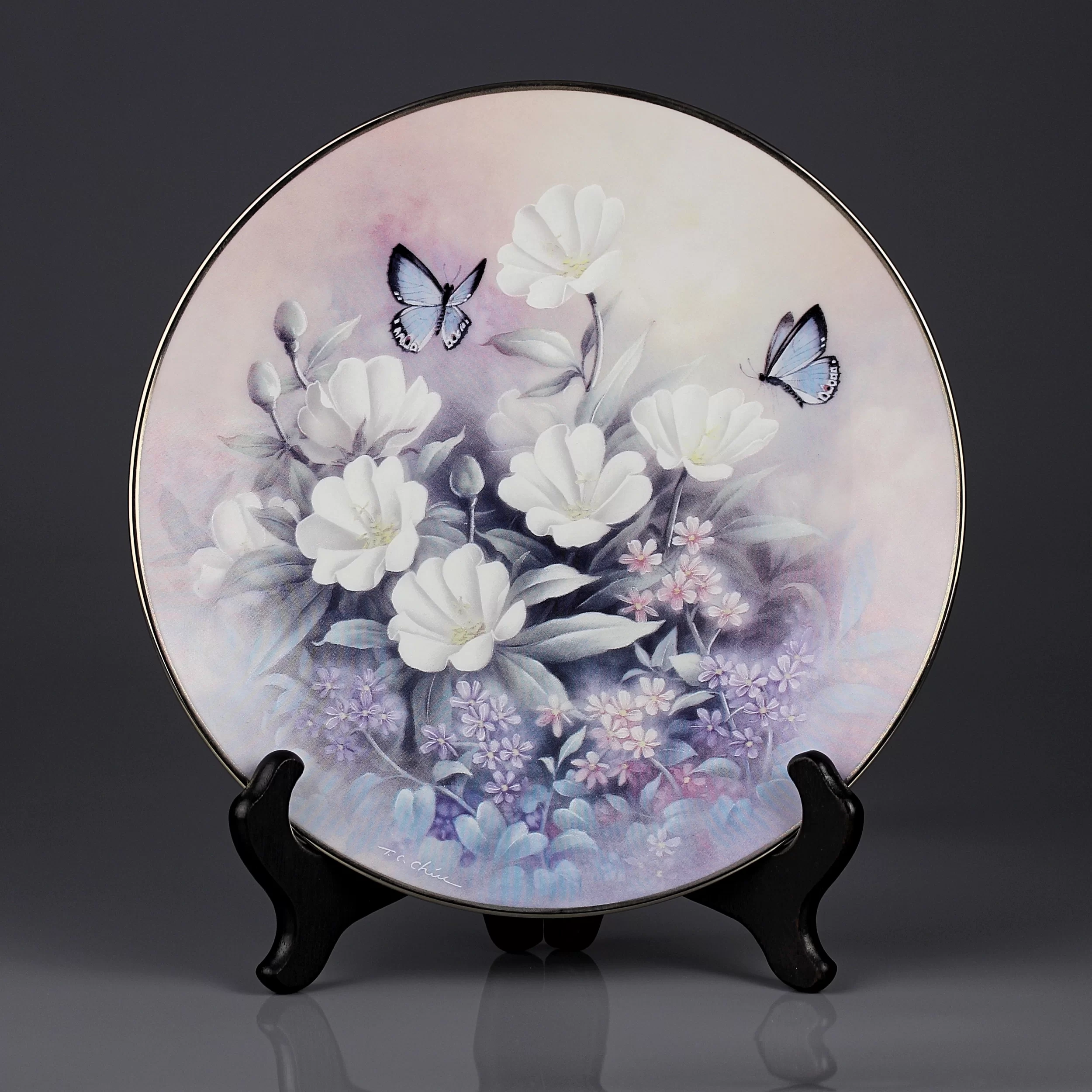 Фарфоровая винтажная тарелка Knowles Aquamarine Glimmer Бабочки и цветы, Jewels of the Flowers