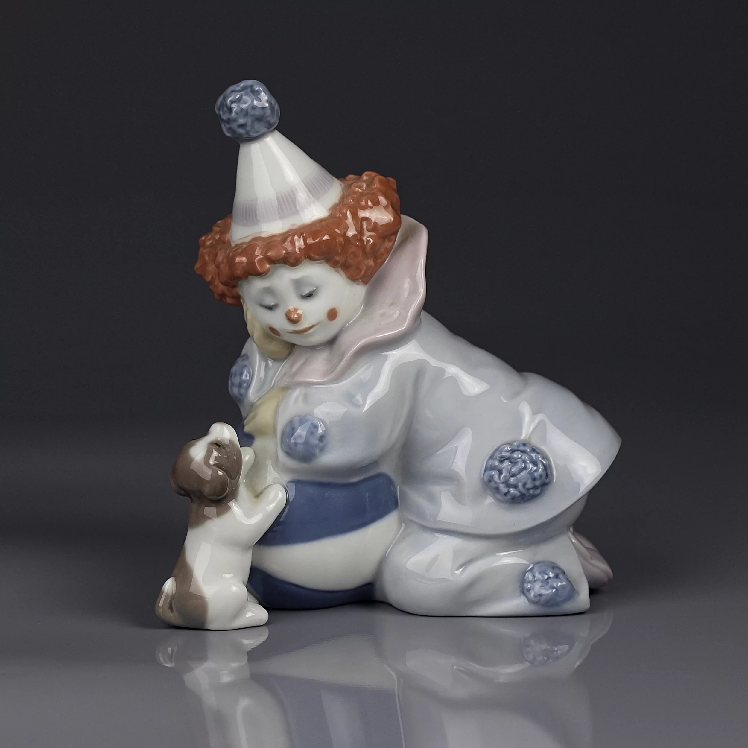 Винтажная фарфоровая статуэтка Пьеро со щенком и мячом Клоун с собакой Lladro 5278 Pierrot with Puppy and Ball