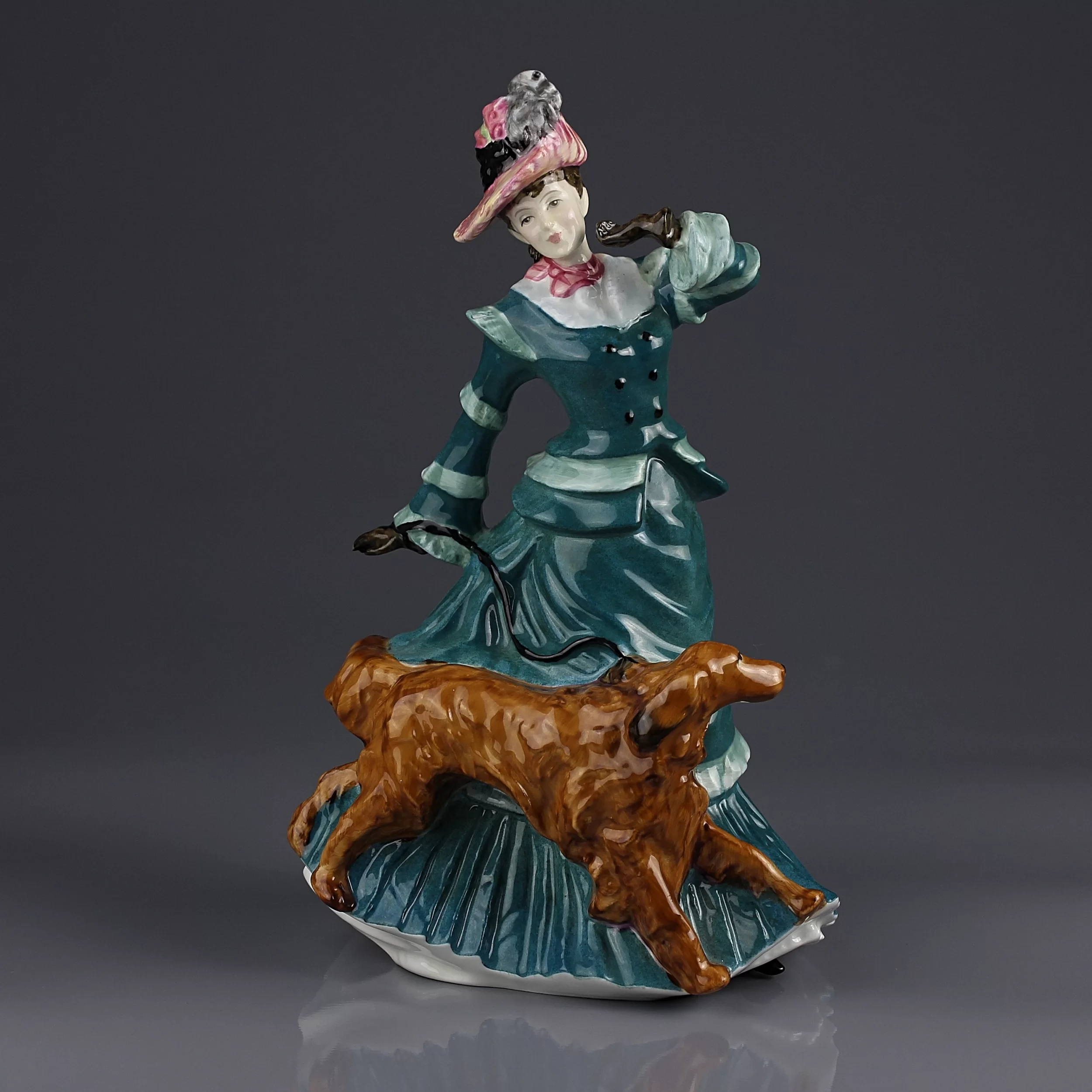 Винтажная фарфоровая статуэтка Дама с сеттером Англия Royal Doulton 3621 Autumntime