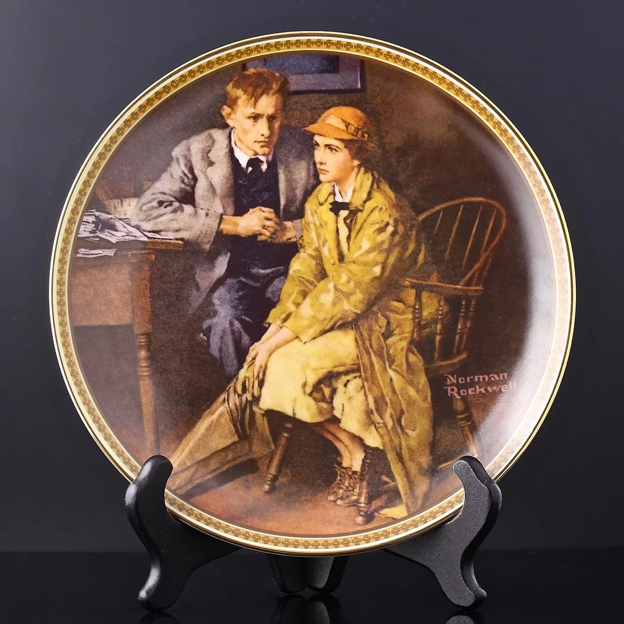 Тарелка винтажная декоративная настенная Фарфор Knowles Norman Rockwell's Rediscovered Women Confiding in the Den
