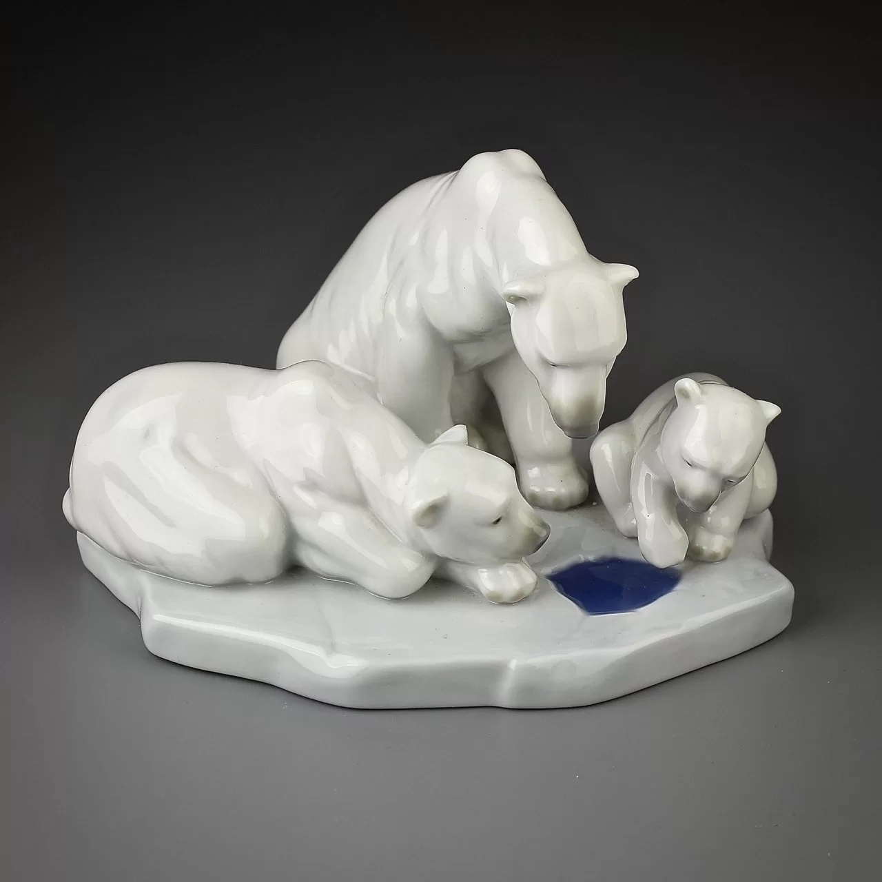 Винтажная фарфоровая статуэтка Испания Lladro 1443 Bearly Love Медвежья любовь