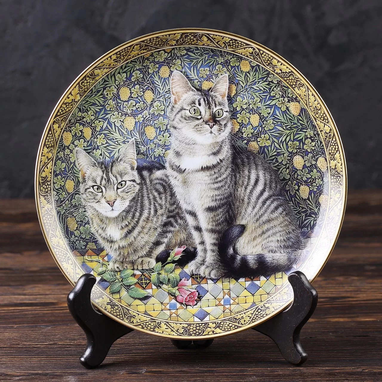 Тарелка винтажная декоративная настенная Фарфор Англия Кошки мира Danbury Mint Cats Around the World Muppet & Emu in England