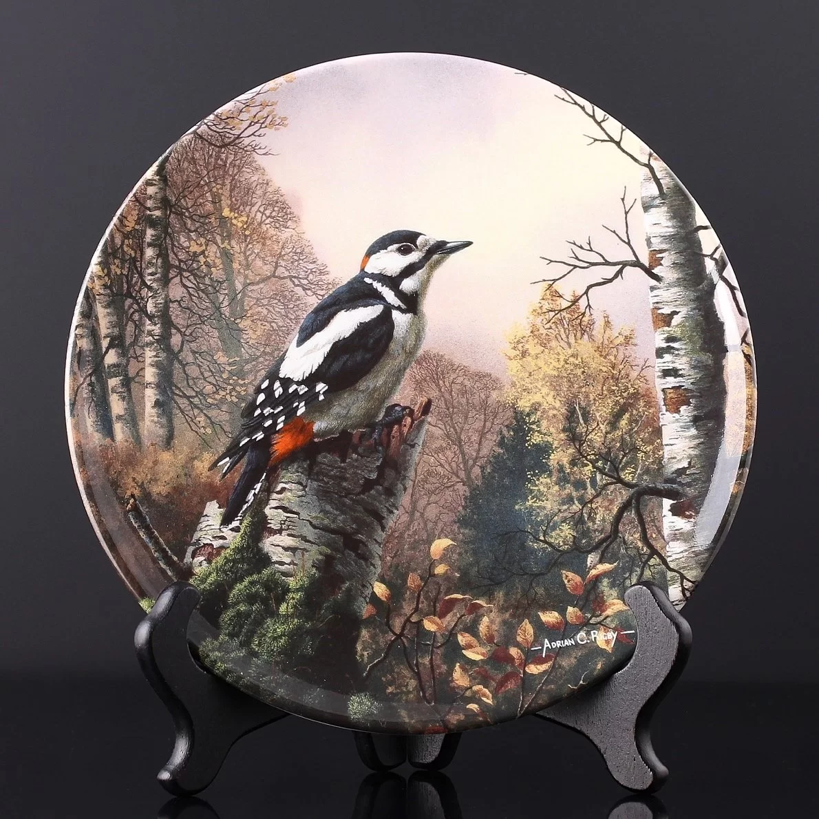 Тарелка винтажная декоративная настенная Фарфор Англия Птицы Дятел Royal Doulton Treasures of the Morning Sentinel