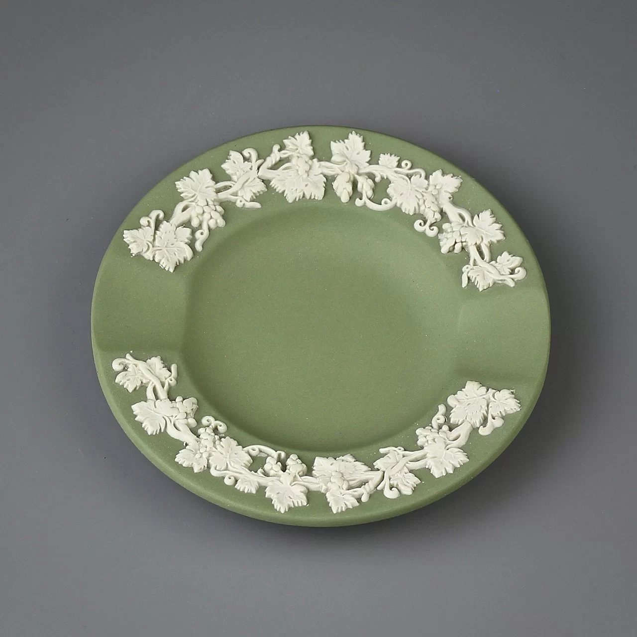Винтажная пепельница Веджвуд Wedgwood Green Jasperware