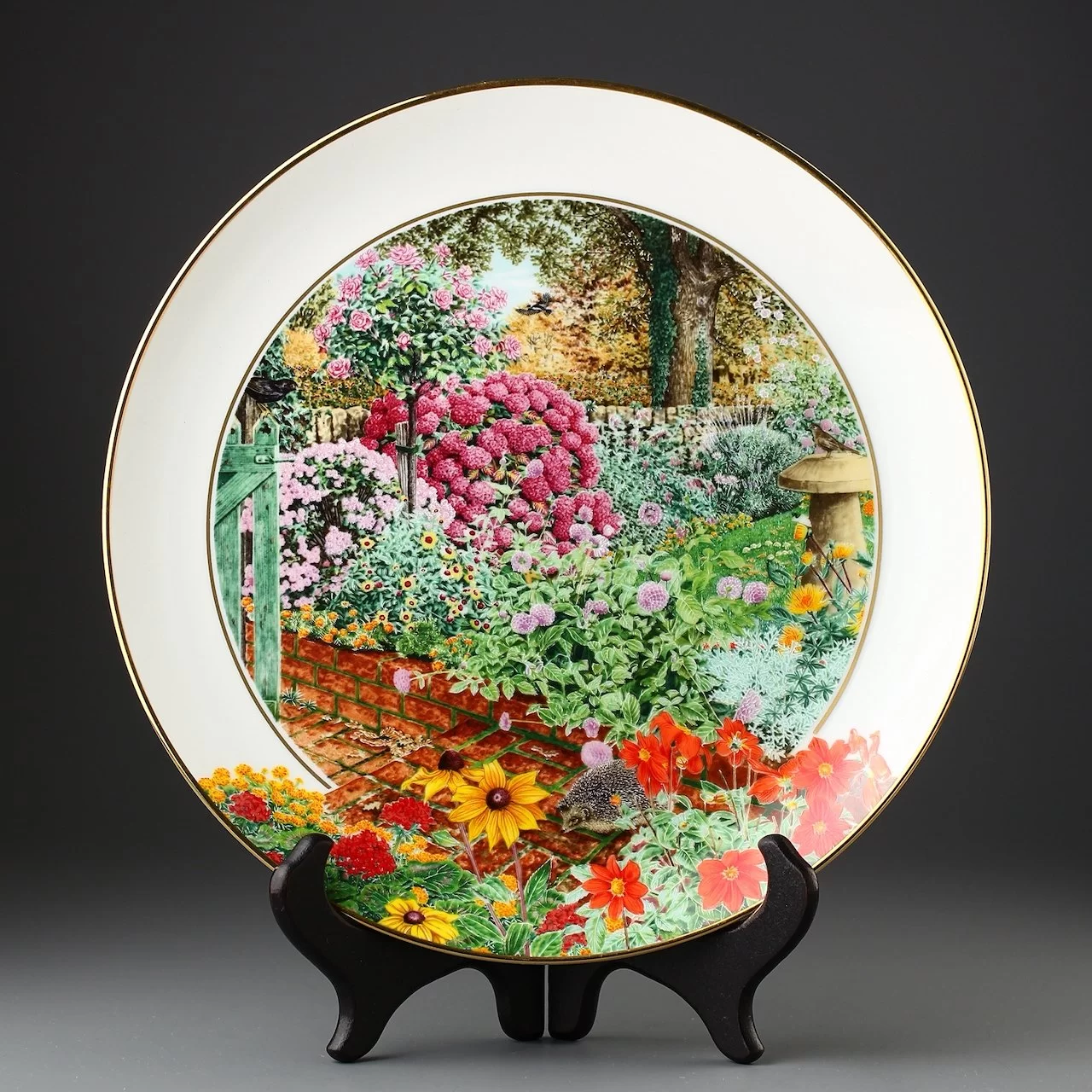 Тарелка винтажная декоративная настенная Фарфор Сад в октябре Franklin Porcelain Garden Year Collection October David Hurrell