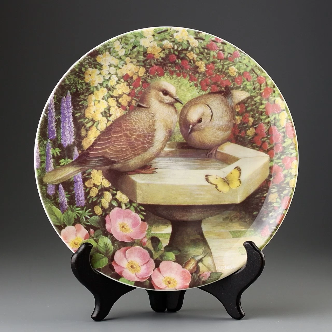 Тарелка винтажная декоративная настенная Фарфор Англия Птицы в саду Coalport Danbury Mint Garden Visitors Sunbathing