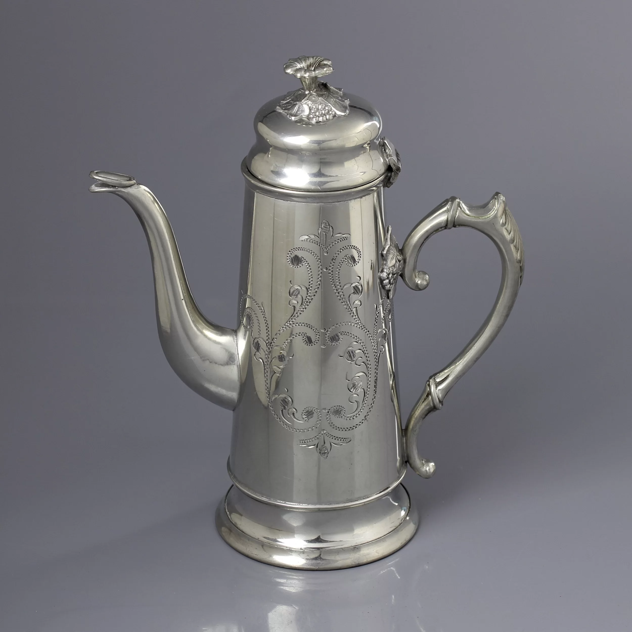 Винтажный английский оловянный кофейник Fine English Pewter Craftsmen Sheffield Associated British Pewter Craftsmen