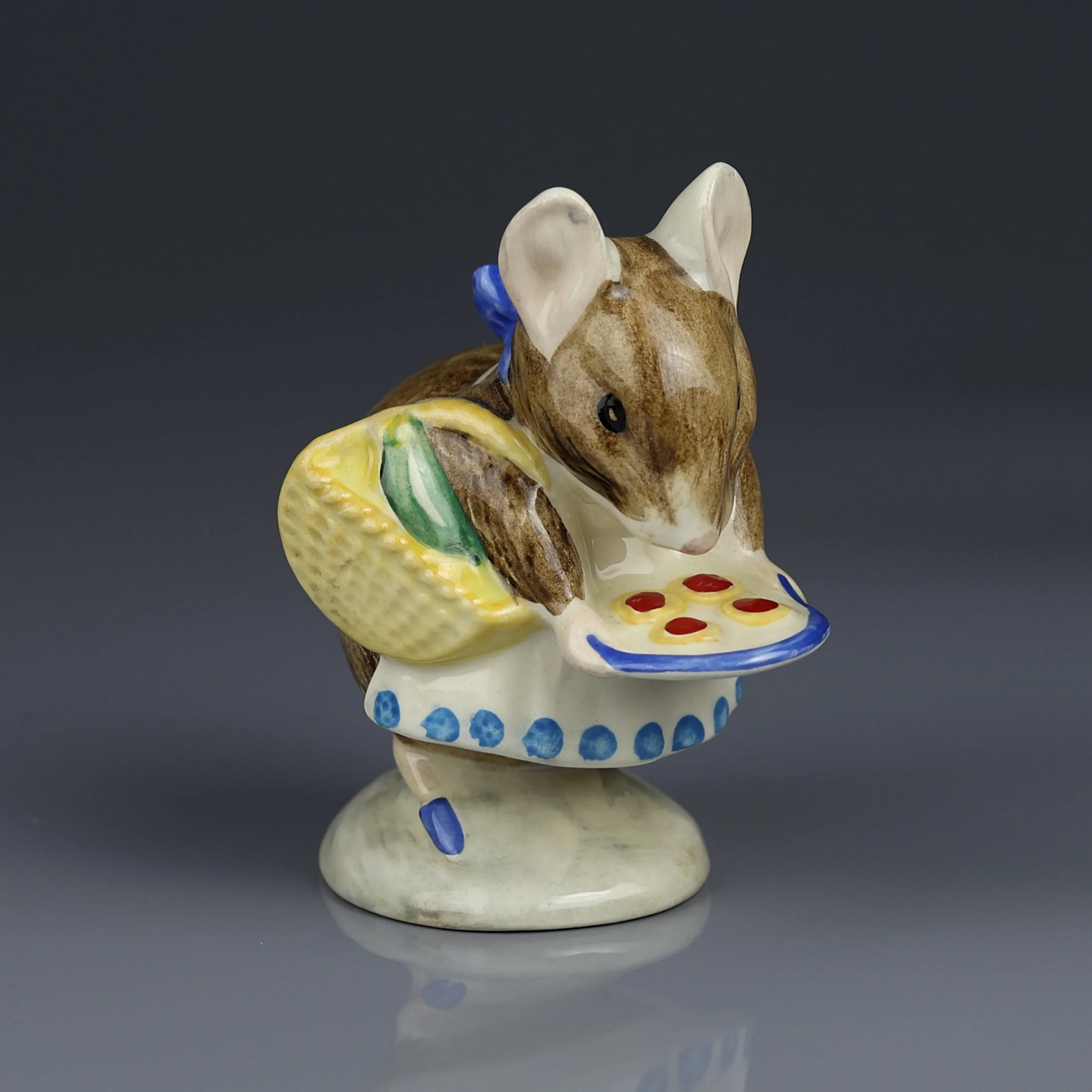 Винтажная статуэтка Мышь Англия Beatrix Potter Beswick Appley Dupply
