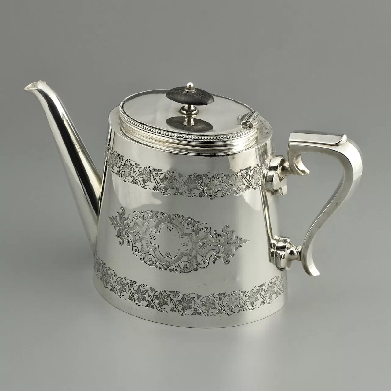 Антикварный английский чайник с серебряным покрытием W. M. Still & Sons