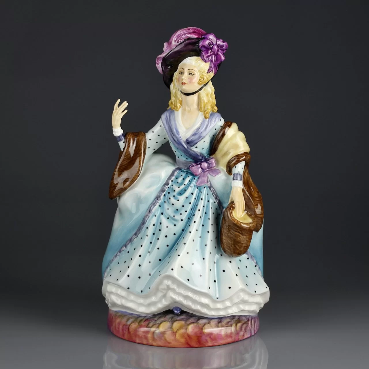 Винтажная фарфоровая статуэтка Англия Peggy Davies Studio Актриса Театр Sarah Siddons