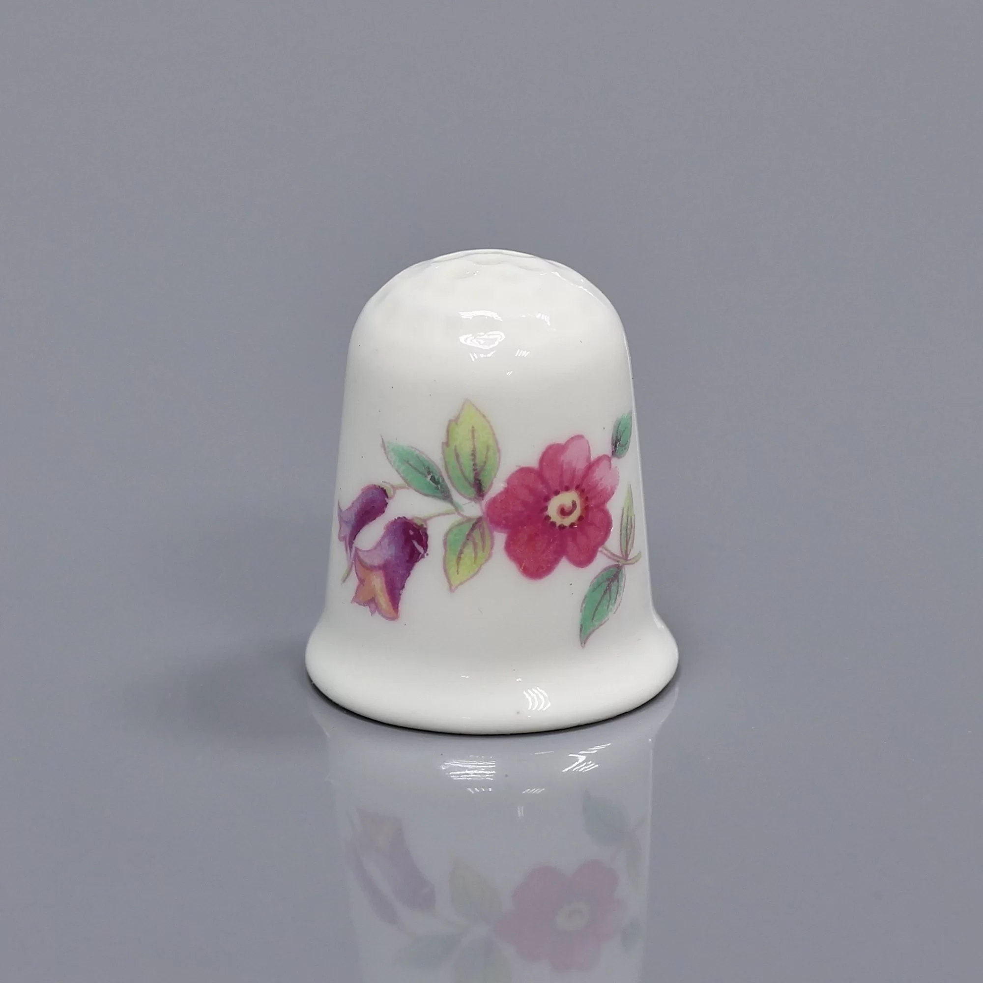 Винтажный напёрсток Фарфор Англия Цветы Coalport