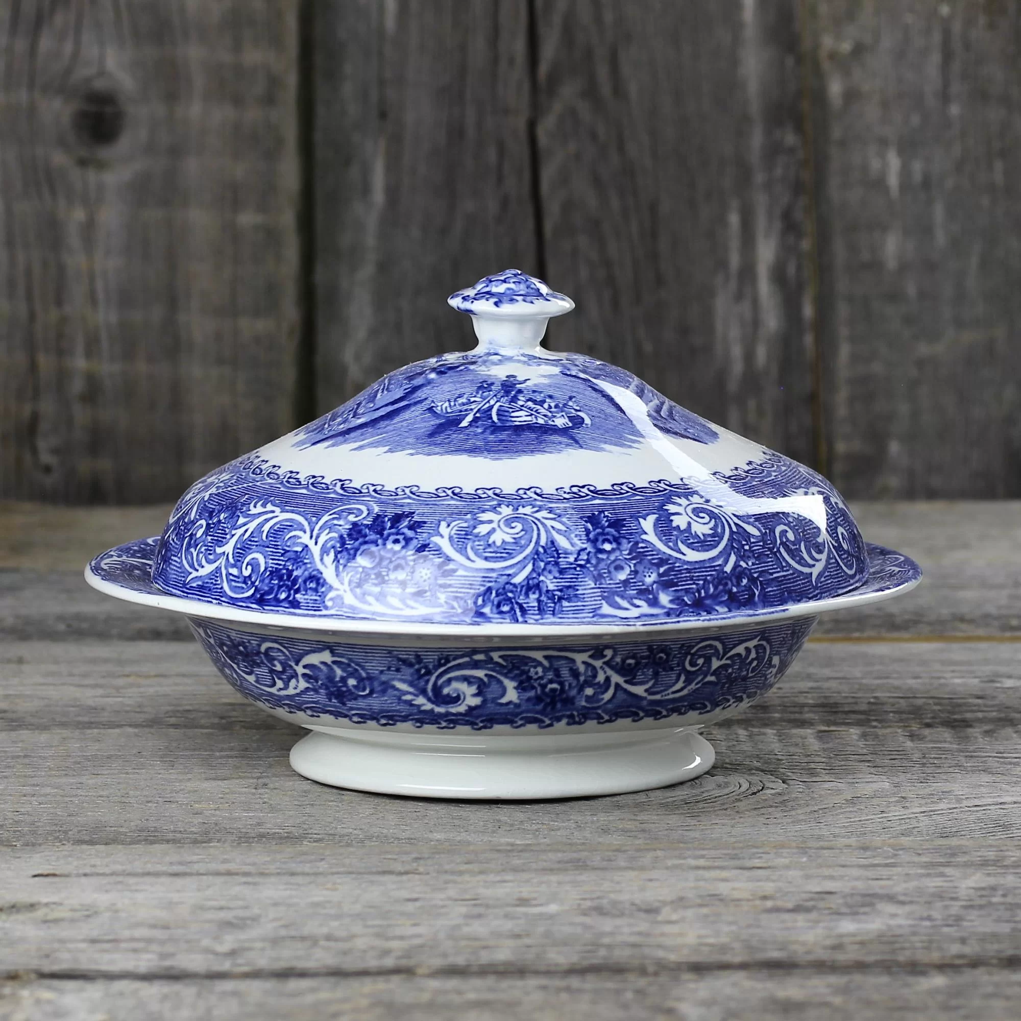 Антикварное английское блюдо с крышкой Wedgwood & Co
