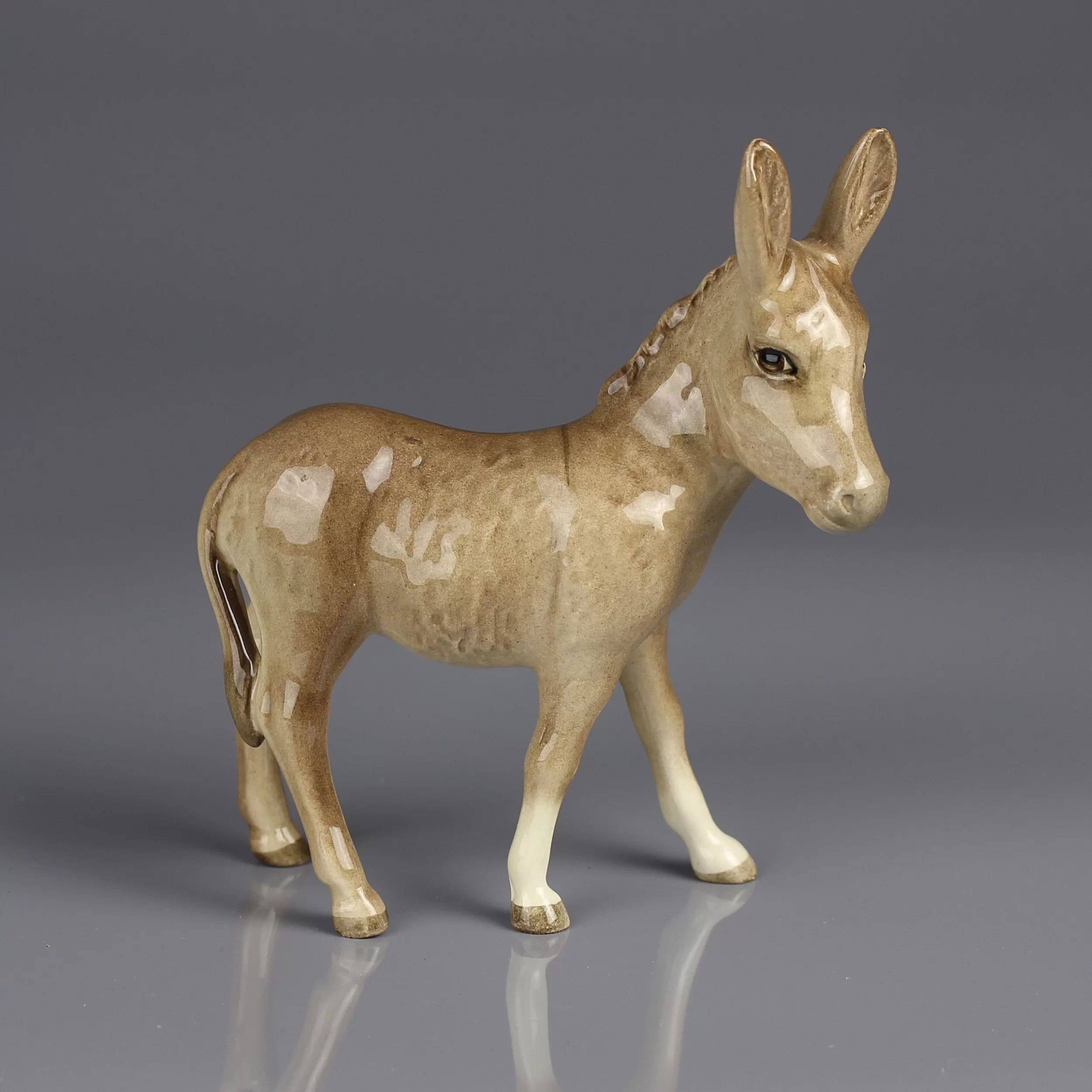 Винтажная фарфоровая статуэтка Ослик Осёл Англия Beswick Donkey Foal 2110