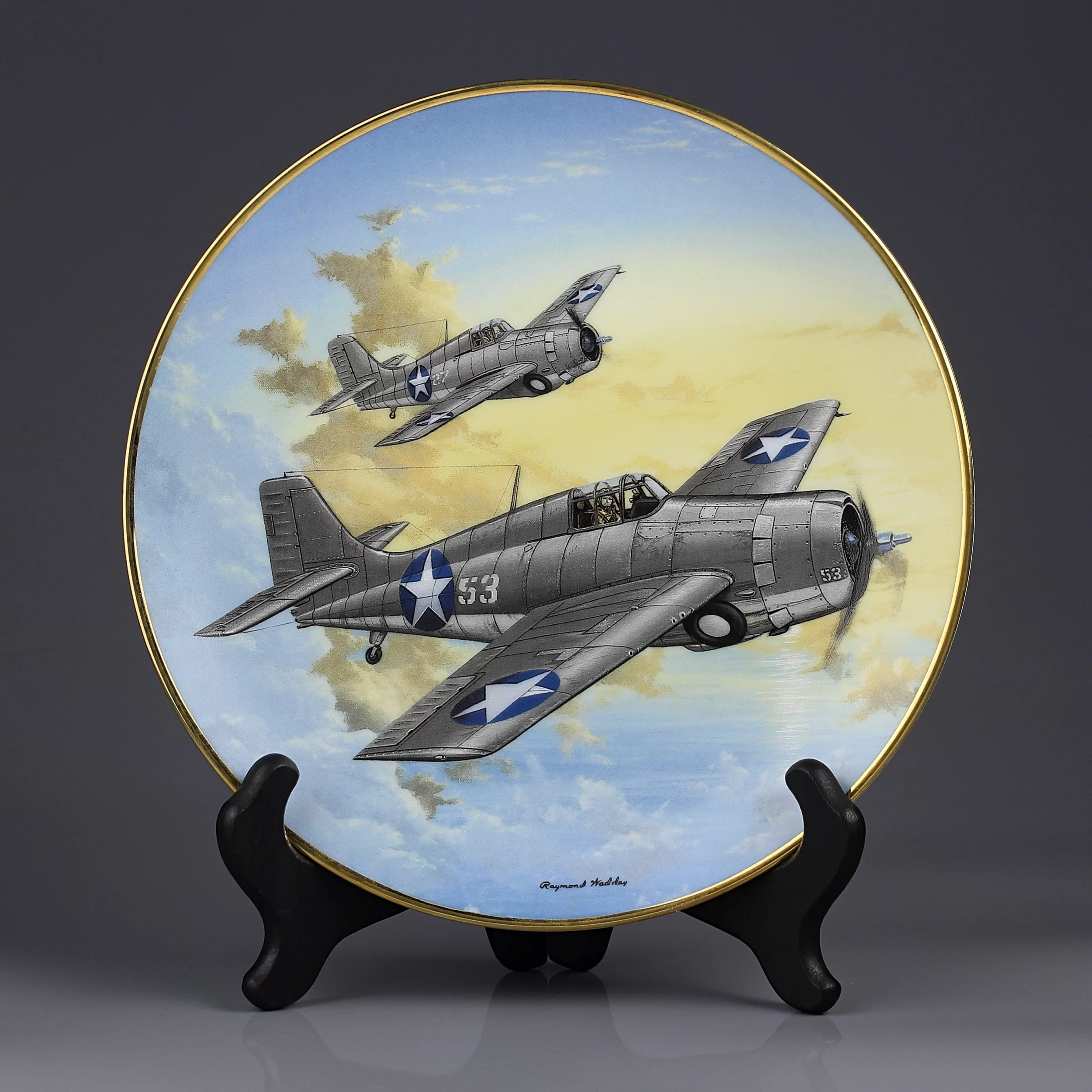 Тарелка винтажная фарфоровая настенная декоративная Самолёт военный Wildcat Great Fighter Planes World War II