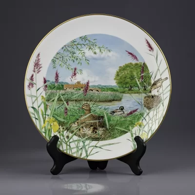Тарелка винтажная фарфоровая настенная декоративная Утки Июль Англия Royal Worcester July River