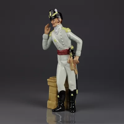 Фарфоровая винтажная статуэтка Военный приветствует даму Morning Ma'am Англия Royal Doulton HN2895