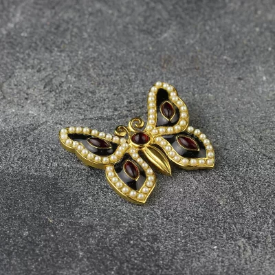 Винтажная брошь Monet Jewelry Бабочка