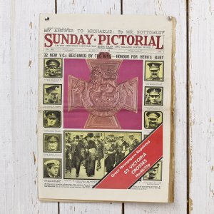 Переиздание номера газеты Sunday Pictorial от 22 июля 1917 года Great Newspapers Reprinted 32 Victoria Crosses Награждение героев Крестом Виктории