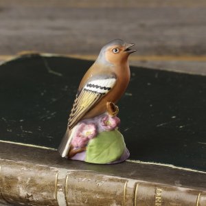 Винтажная фарфоровая фигурка Зяблик Птица Англия Royal Worcester Chaffinch