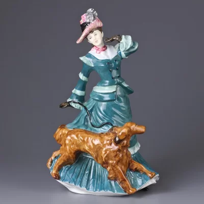 Винтажная фарфоровая статуэтка Дама с сеттером Англия Royal Doulton 3621 Autumntime