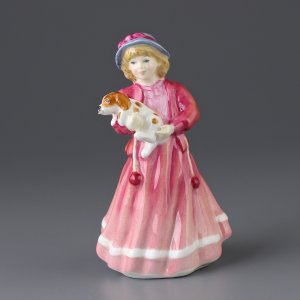 Винтажная фарфоровая статуэтка Англия Royal Doulton 3424 My First Figurine Девочка с собачкой