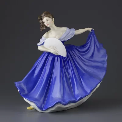 Винтажная фарфоровая статуэтка Англия Royal Doulton 2791 Elaine Дама с веером