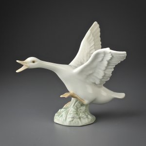 Винтажная статуэтка Lladro 1265 "Duck Jumping" Утка