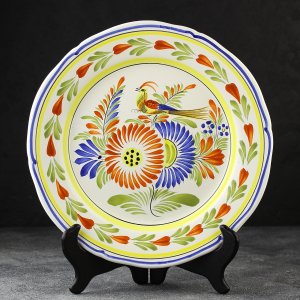 Винтажная декоративная тарелка с птицей и цветочным орнаментом Франция Henriot Quimper 26 см