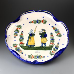 Большая антикварная французская тарелка блюдо с ручной росписью Henriot Quimper