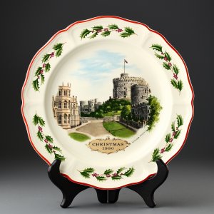 Винтажная декоративная тарелка Wedgwood "Christmas 1980 - Windsor Castle" Рождество