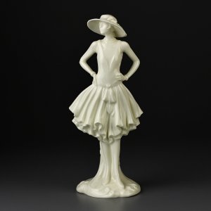 Винтажная статуэтка в стиле арт-деко Royal Worcester "Minnie 1929"