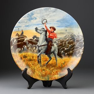 Тарелка винтажная декоративная настенная Фарфор Ковбой на лошади с лассо Стадо коров Оклахома Knowles Oklahoma