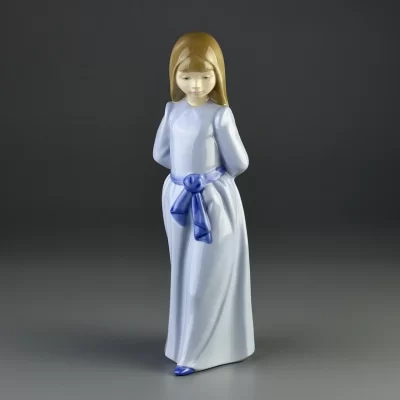 Винтажная фарфоровая статуэтка Испания Lladro NAO Girl Девочка