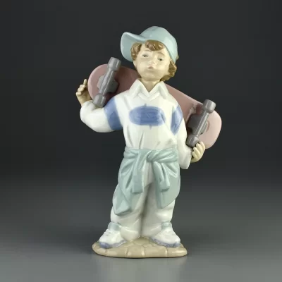 Винтажная фарфоровая статуэтка Испания Мальчик Скейтбордист Lladro NAO Little Skateboarder