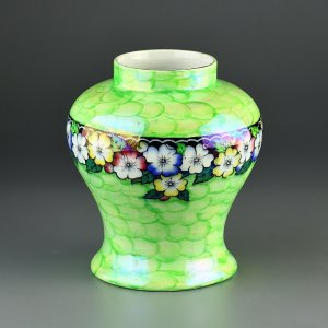 Антикварная английская ваза с цветочным орнаментом Maling Garland