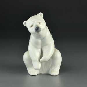 Винтажная фарфоровая статуэтка Испания Белый медведь Lladro 1208 Resting Polar Bear