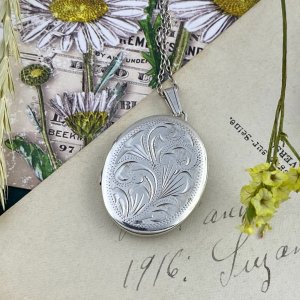Винтажный серебряный медальон Англия J M Main