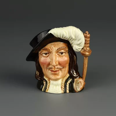 Винтажный английский кувшинчик Атос Три мушкетёра Royal Doulton Athos D6509 Toby Character Jug