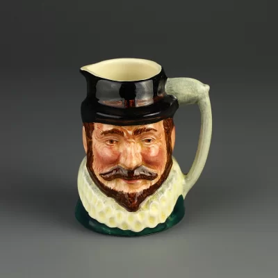 Винтажный английский кувшинчик Уолтер Рэли Sandland Ware Sir Walter Raleigh Toby Character Jug