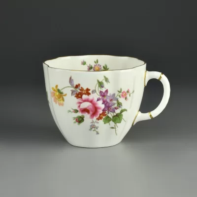 Винтажная чайная чашка Англия Royal Crown Derby Posies 1968 год