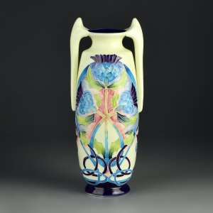 Винтажная английская ваза в стиле модерн Old Tupton Чертополох
