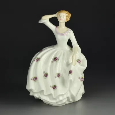 Винтажная фарфоровая статуэтка Дама Англия Royal Doulton 2481 Maureen