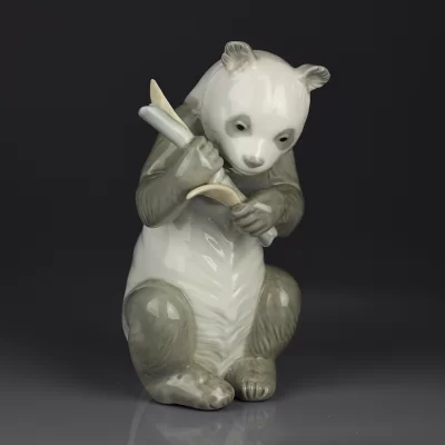 Статуэтка винтажная фарфоровая Панда Бамбук Lladro NAO Panda Bear