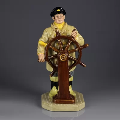 Винтажная фарфоровая статуэтка Англия Моряк за штурвалом Royal Doulton 2499 Helmsman